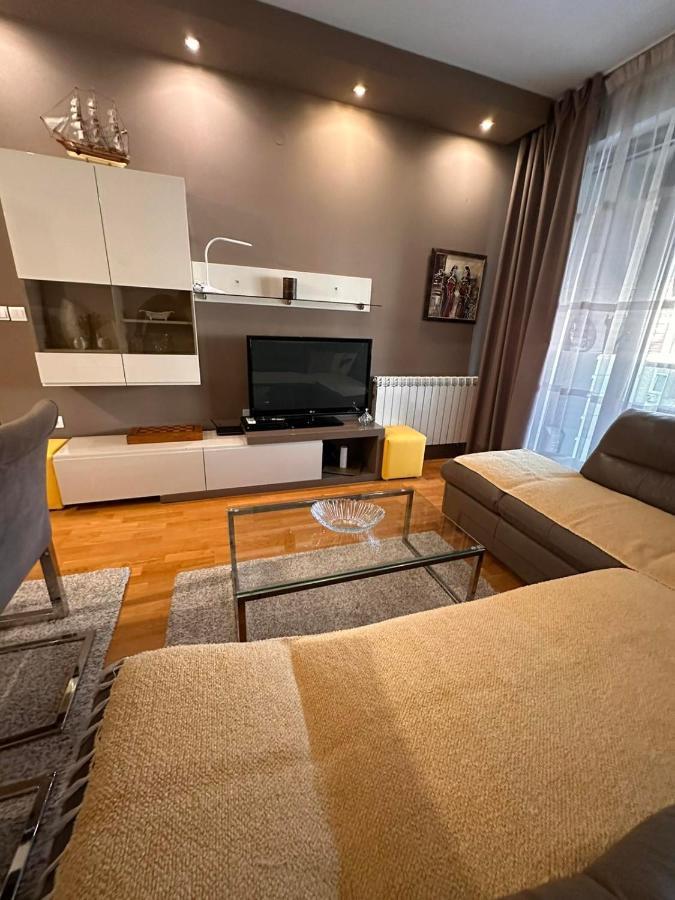 Dono Apartment Скопье Экстерьер фото